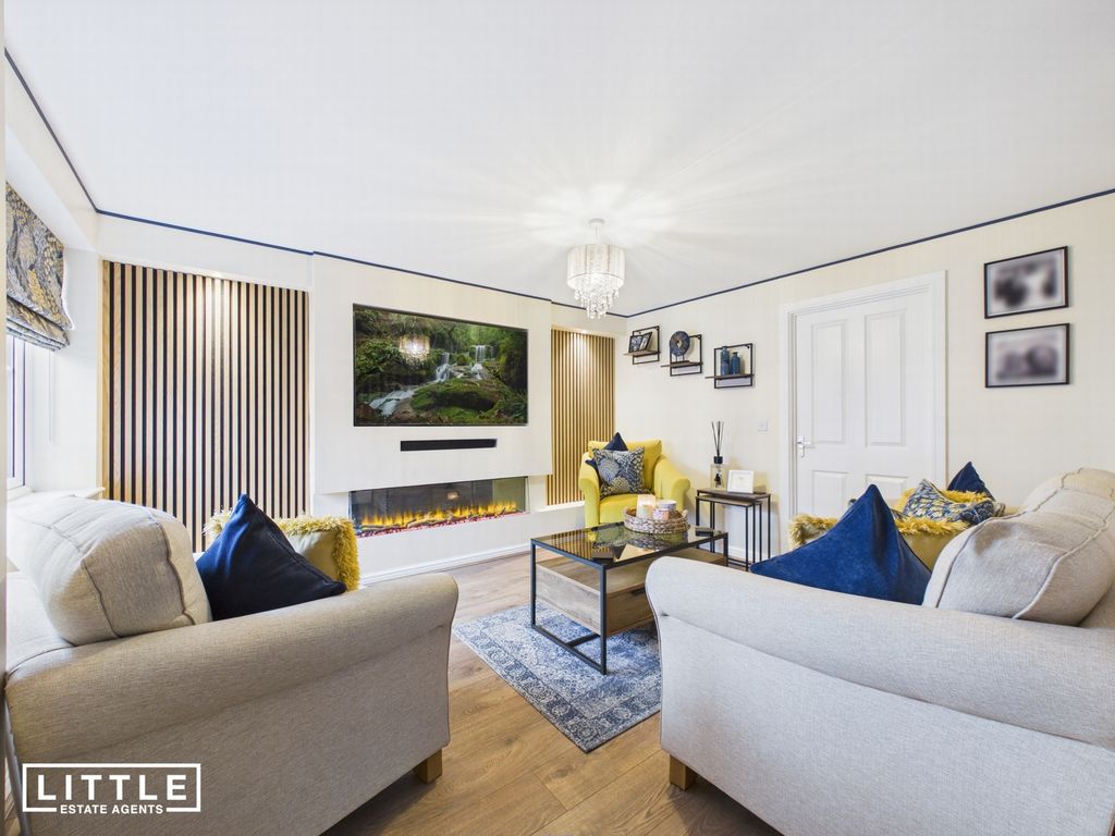 Property photo 2 of 27 Photo 5