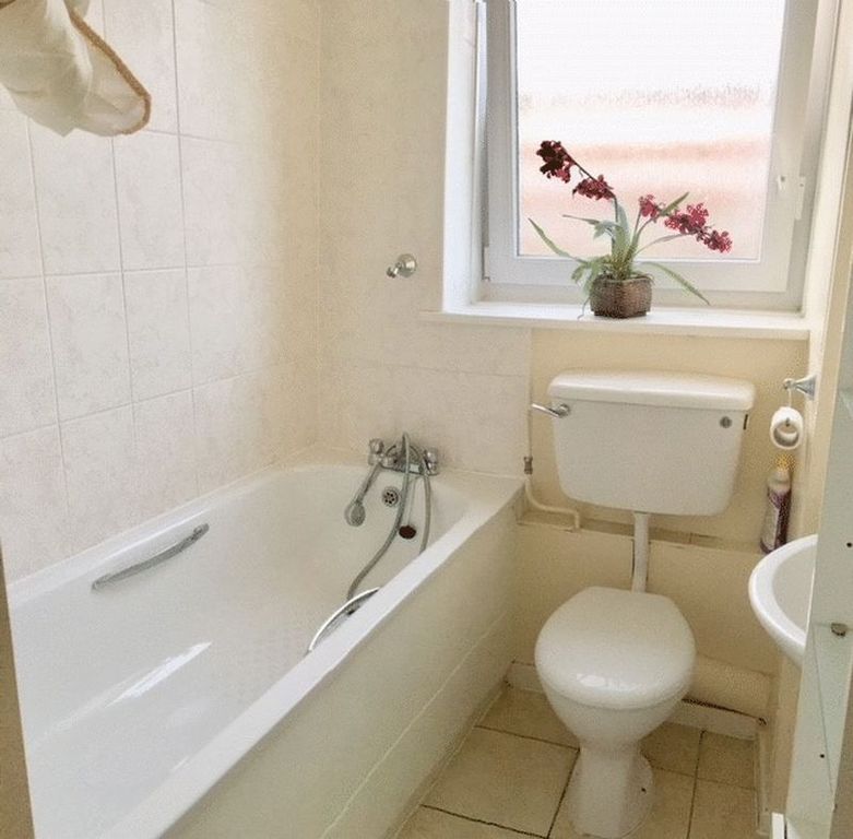 Property photo 2 of 8 Photo 13