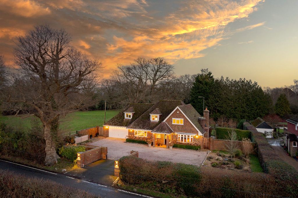 Property photo 1 of 23