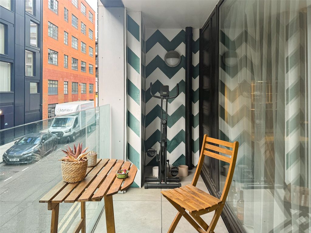 Property photo 2 of 15 Picture No. 09