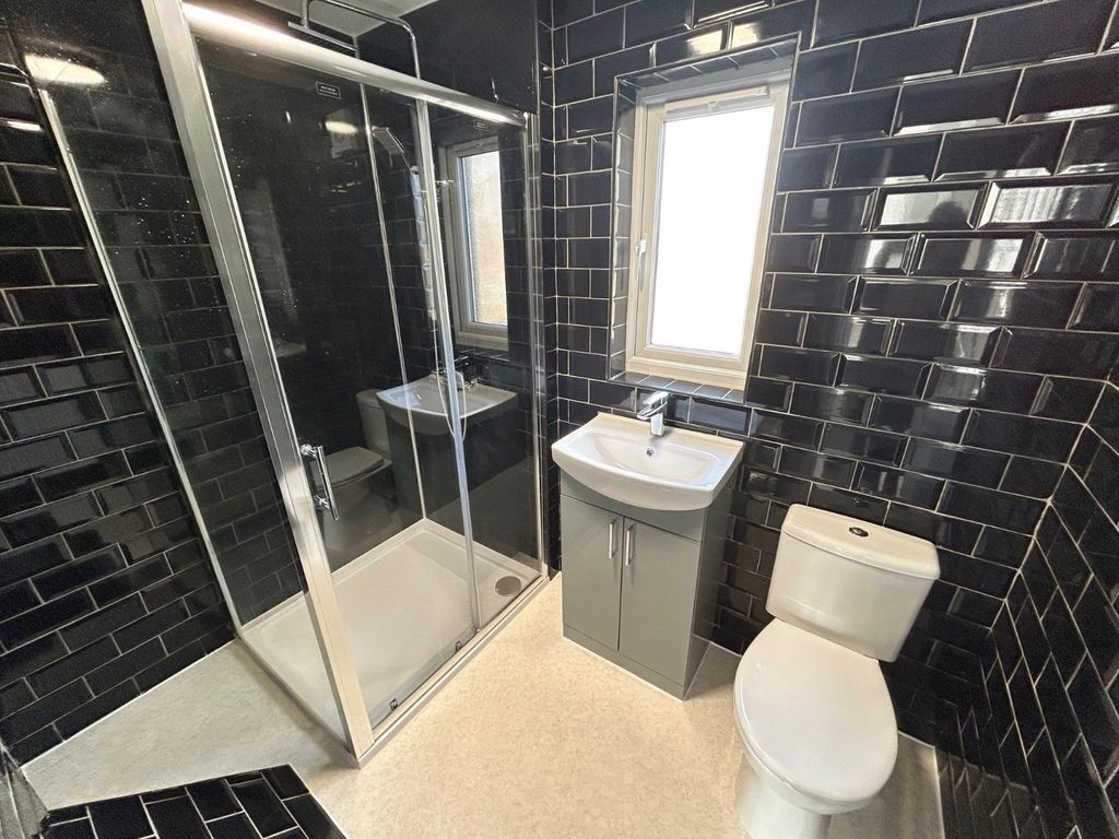 Property photo 3 of 10 Picture No. 03