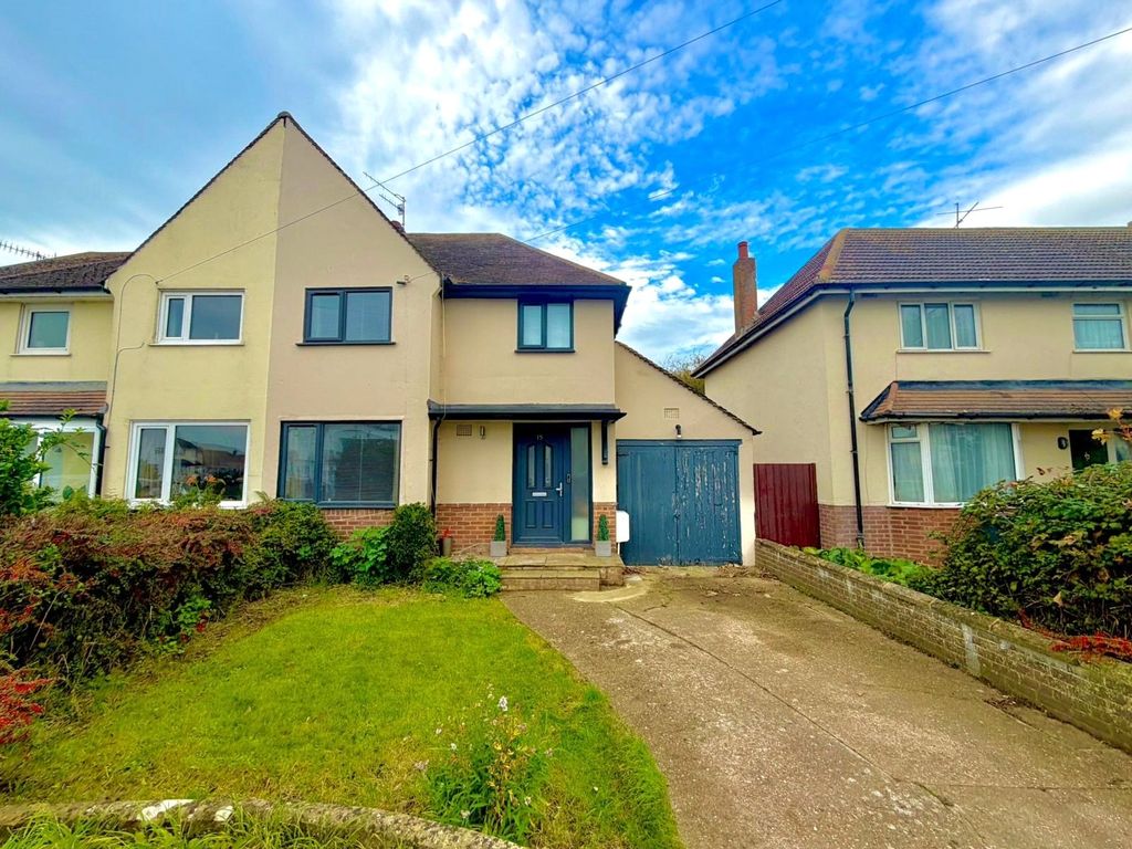 Property photo 1 of 20 Picture No. 21