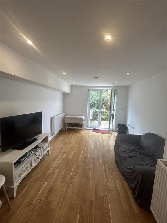 Property photo 1 of 6 1.Png
