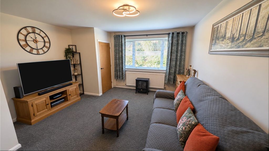 Property photo 2 of 15 Tlc_870c8d57-Beb9-4782-8Bc7-89043Cf15Fc4_87Ae4E1.J