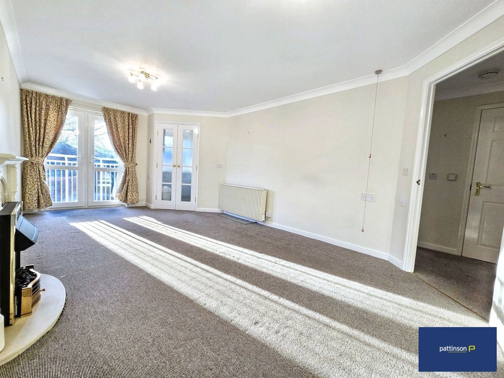 Property photo 2 of 14