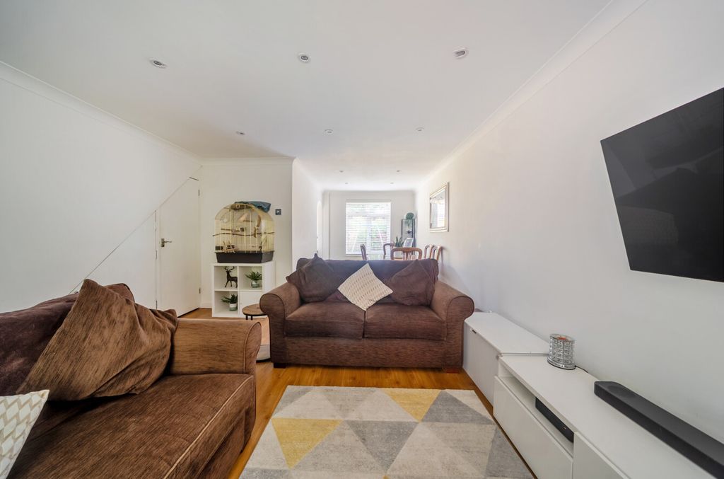 Property photo 3 of 13 1463679-17-6A0742...