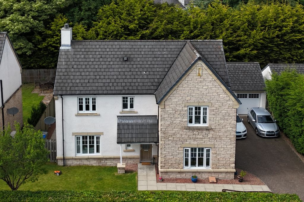 Property photo 1 of 33 Dji_20260527155115_0180_D