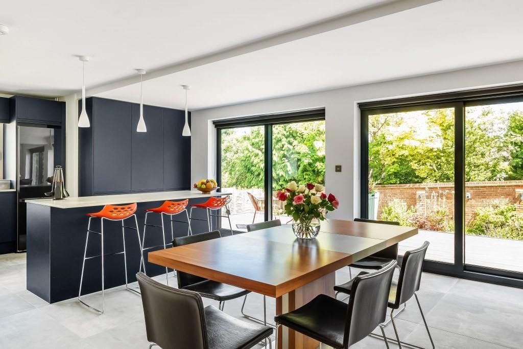 Property photo 2 of 22 15-High-Meadow-Close-18.Jpg