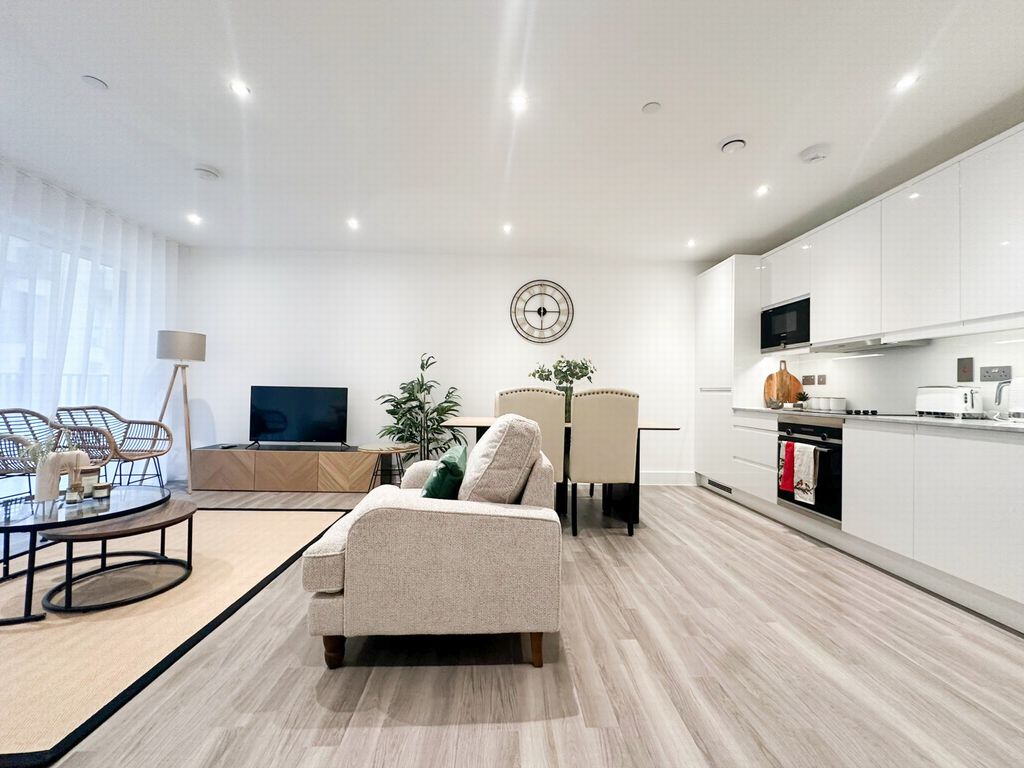 Property photo 3 of 11 Photo 3