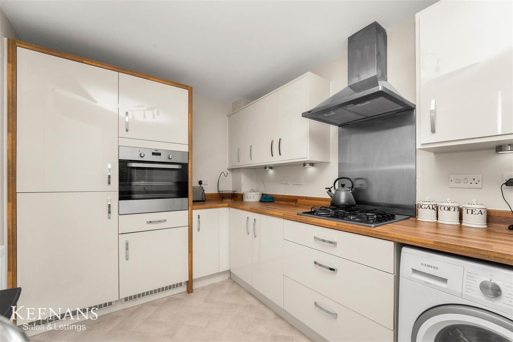 Property photo 3 of 28 3.Jpg