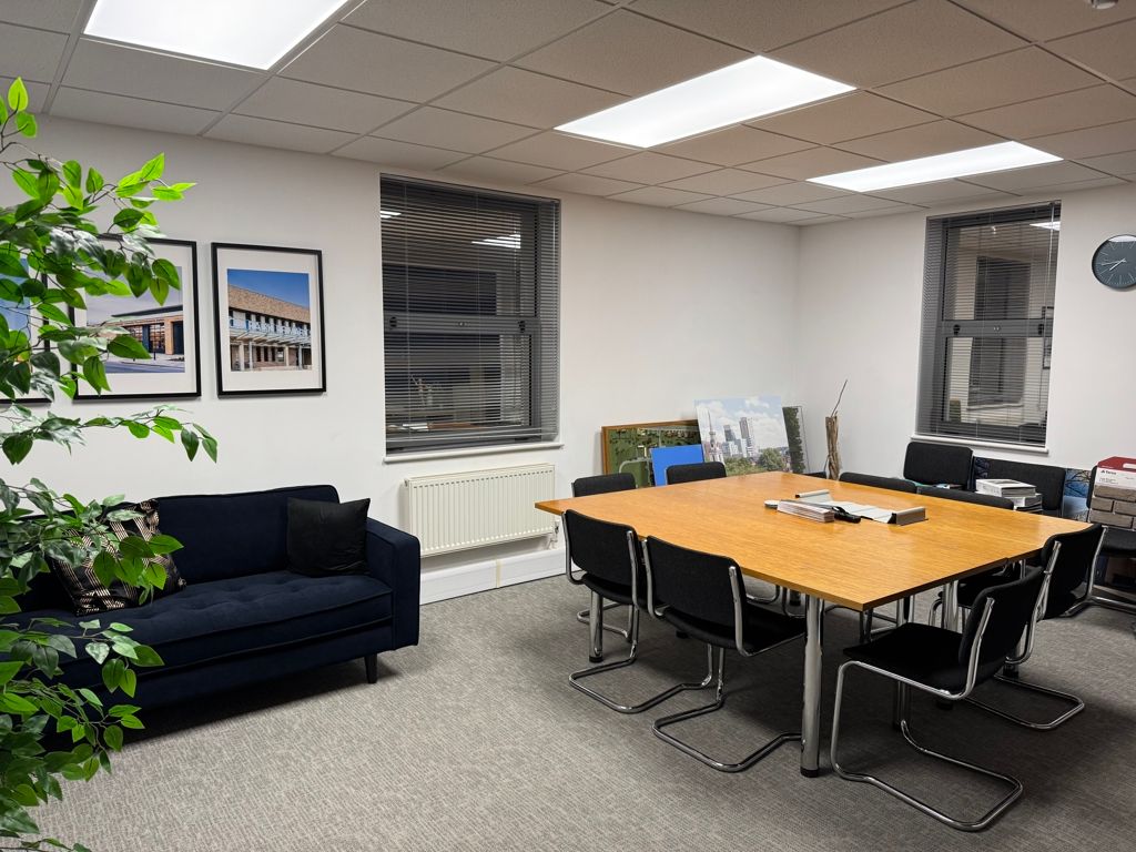 Property photo 3 of 7 Photo 2