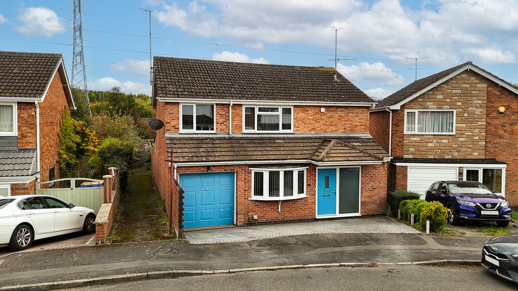 Property photo 1 of 33