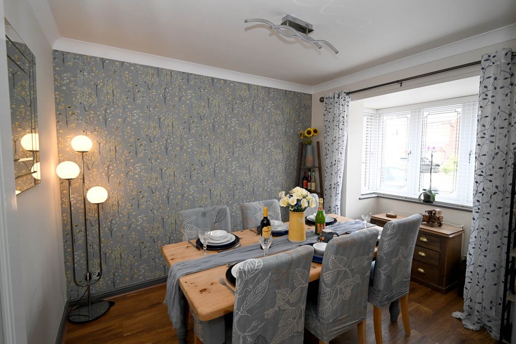 Property photo 3 of 30