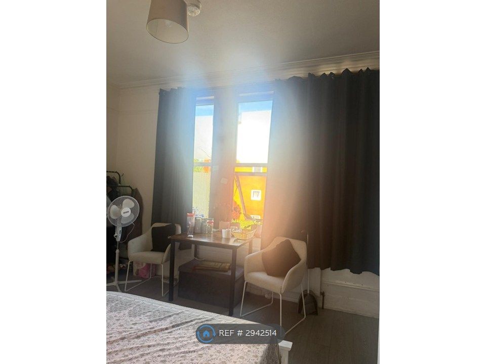 Property photo 1 of 4