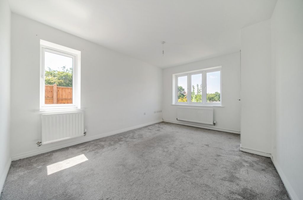 Property photo 2 of 21 1492985-12-6A4F9758c5d0F