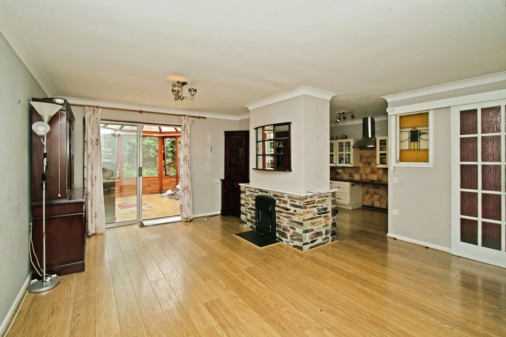 Property photo 2 of 19 Pbox-Img.Jpg