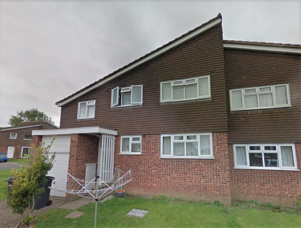 Property photo 1 of 2 60 Yew Tree Cresent, Le13 1Ll, External, Front.Jpg