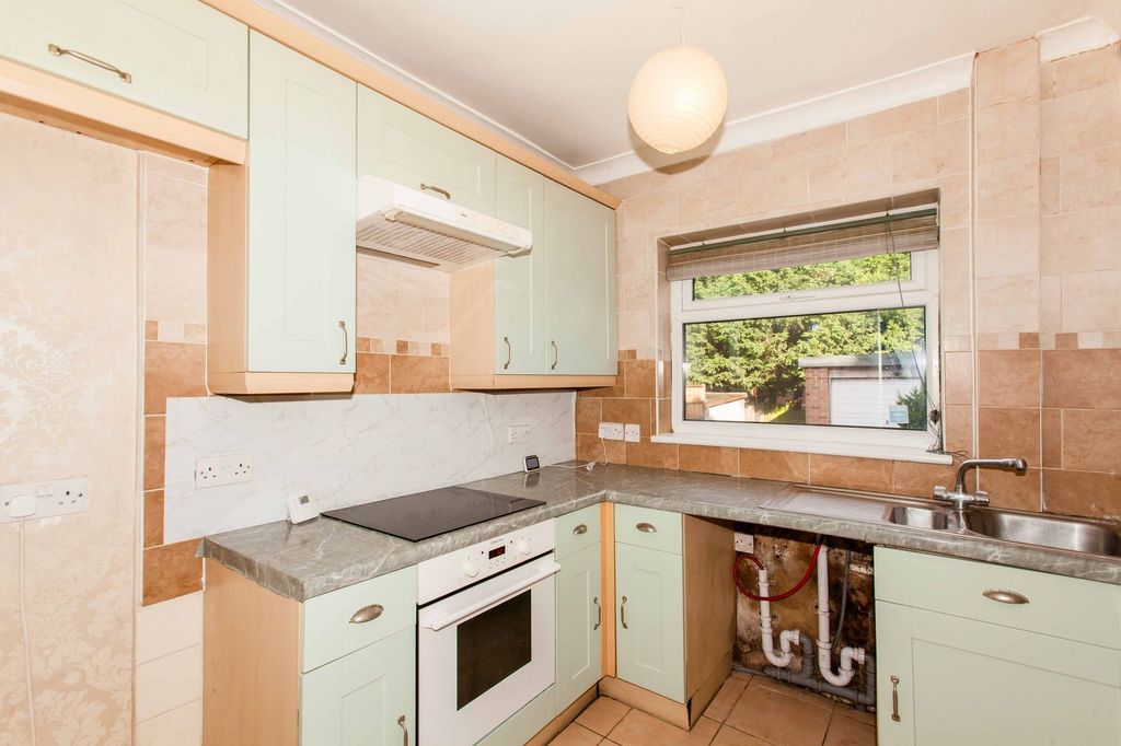 Property photo 2 of 13