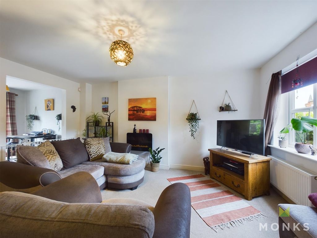 Property photo 2 of 14 Cam01348G0-Pr0475-Still007.Jpg