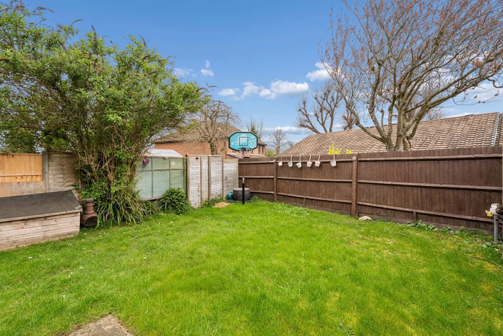 Property photo 3 of 18