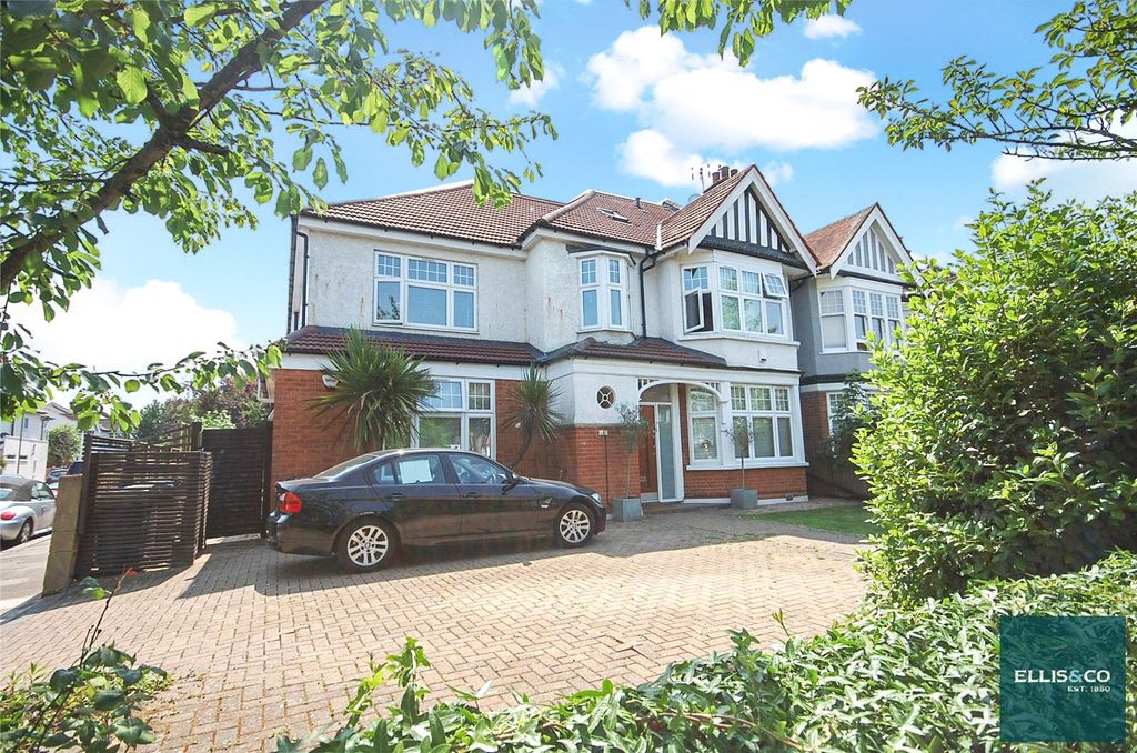 Property photo 1 of 8 Picture No. 31