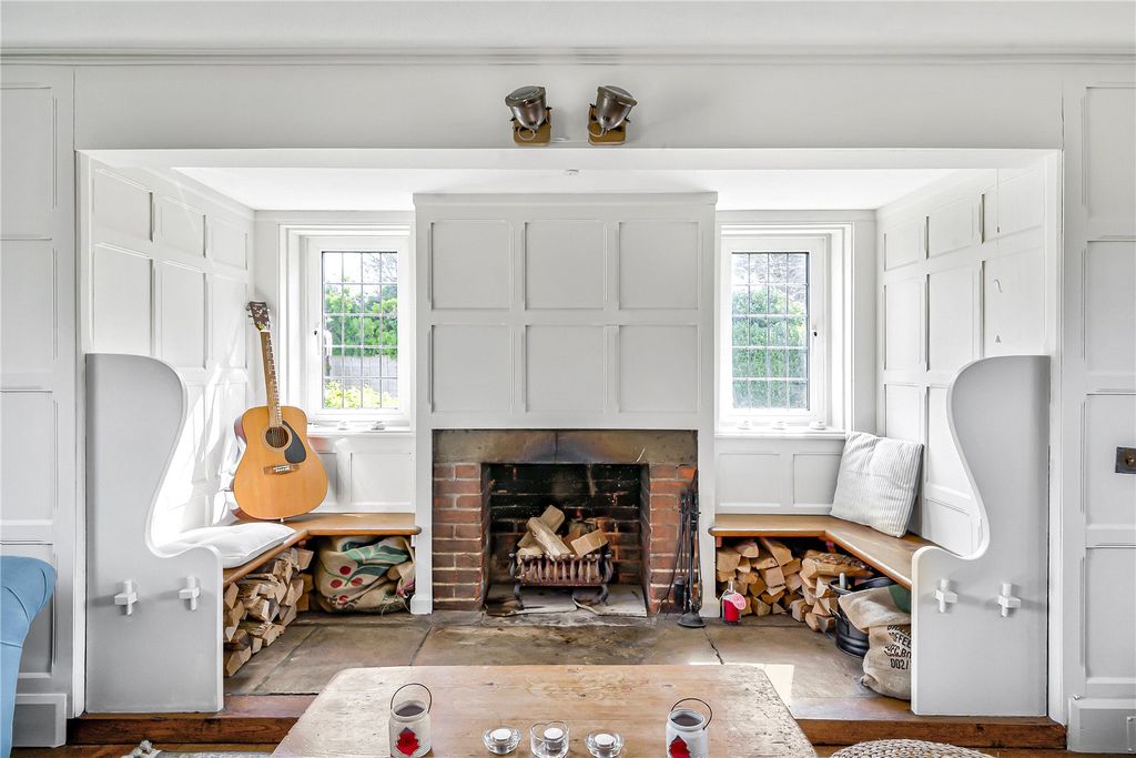 Property photo 2 of 48 Fireplace