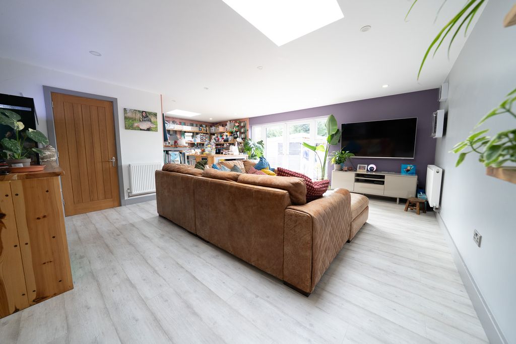 Property photo 2 of 34 Dsc02780