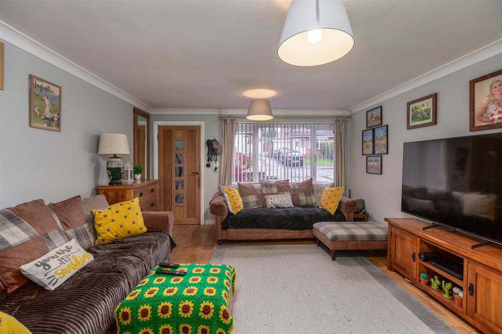 Property photo 3 of 28 Cz0A0167-Edit.Jpg