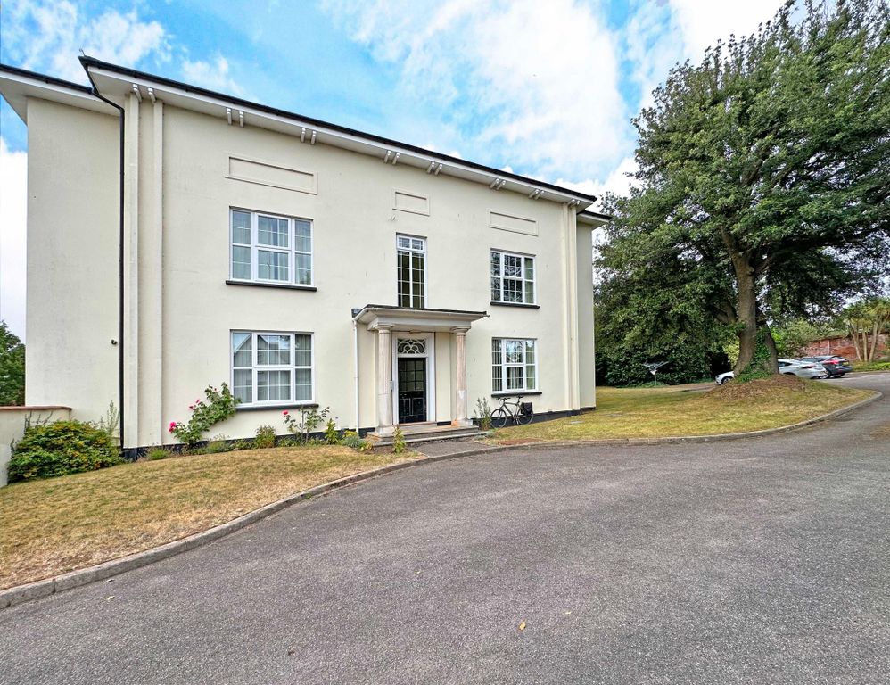 Property photo 1 of 10
