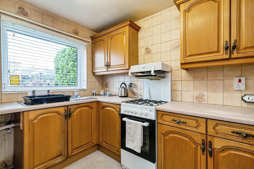 Property photo 3 of 14 Pbox-Img.Jpg