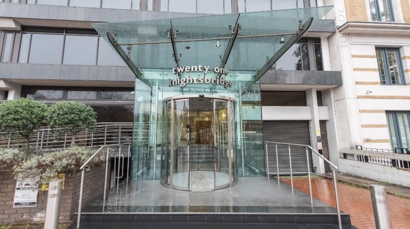 Property photo 2 of 11 Bg_Be_21Knightsbridge_20181127_154|