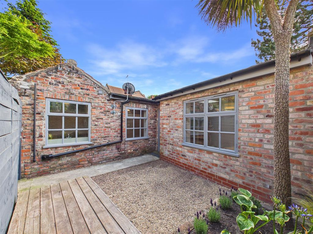 Property photo 1 of 12 Keldgate - Main