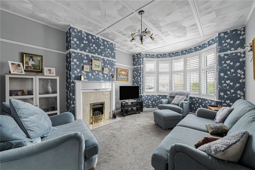 Property photo 3 of 39 Living Room