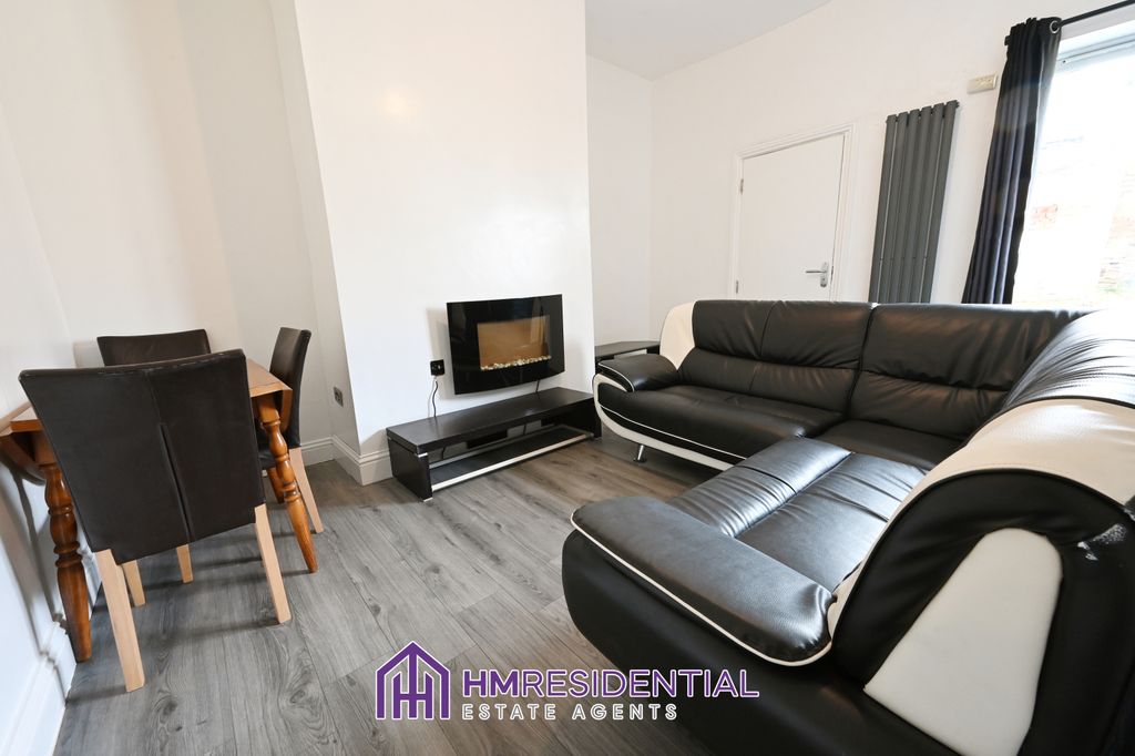 Property photo 3 of 10 Gallery