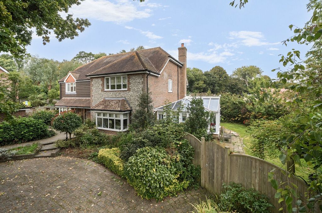 Property photo 1 of 23