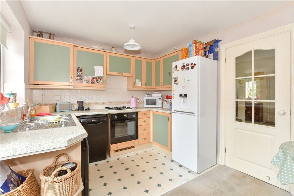 Property photo 2 of 8 Kitchen/Dining Room
