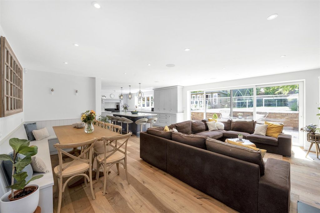 Property photo 3 of 12 29-Townsend-Lane-10.Jpg
