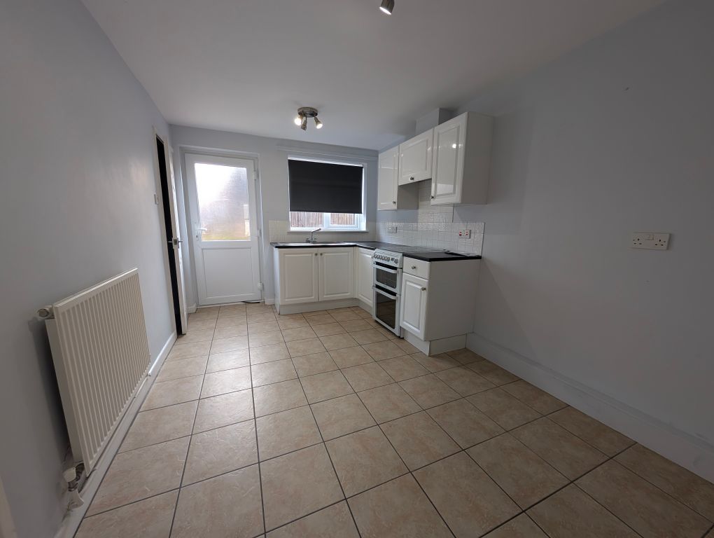 Property photo 3 of 7 Pxl_20250324_163115882