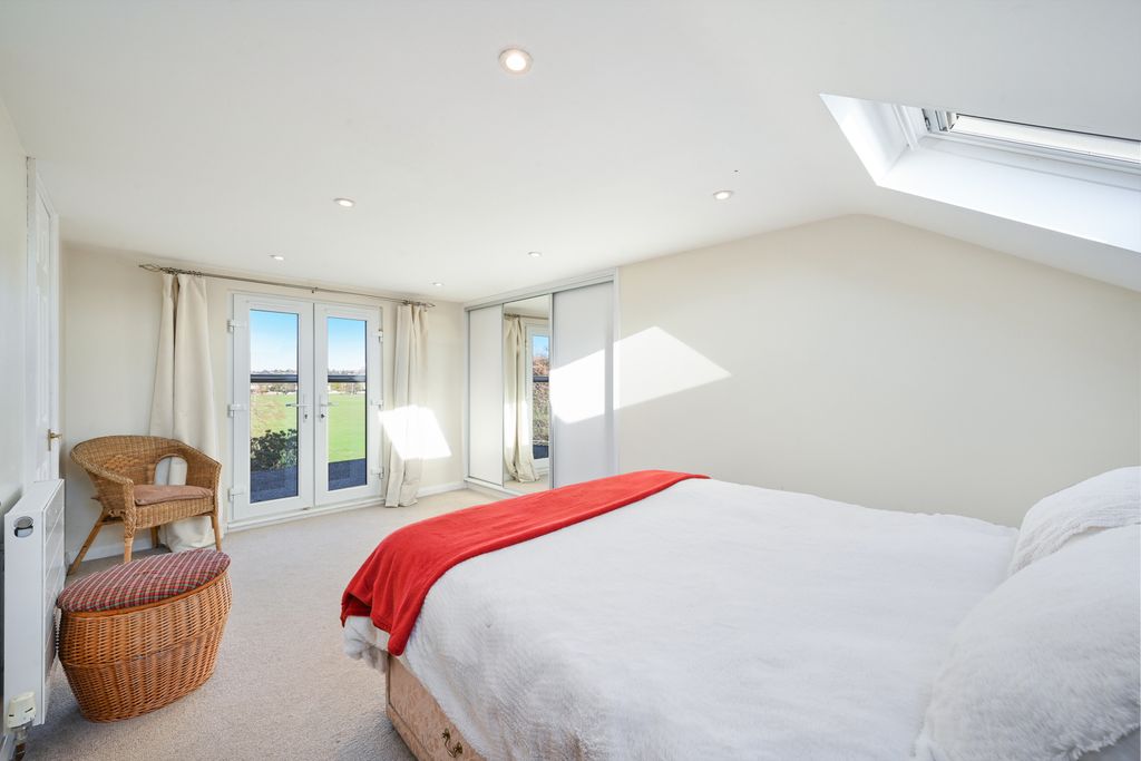 Additional image 13 of 4 bed terraced house for saleCannon Hill Lane, London SW20