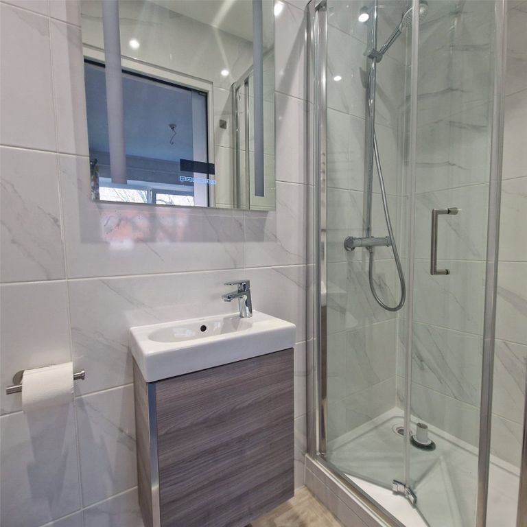 Property photo 3 of 9 Picture No. 01