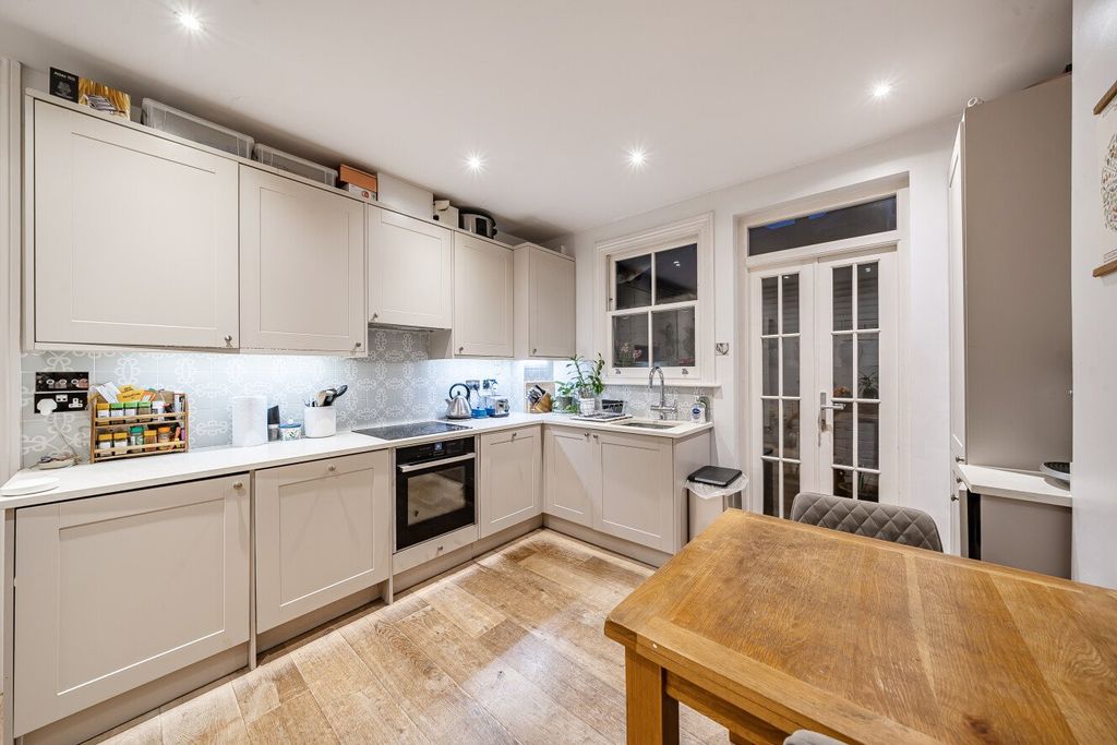 Property photo 2 of 18 Picture No. 18