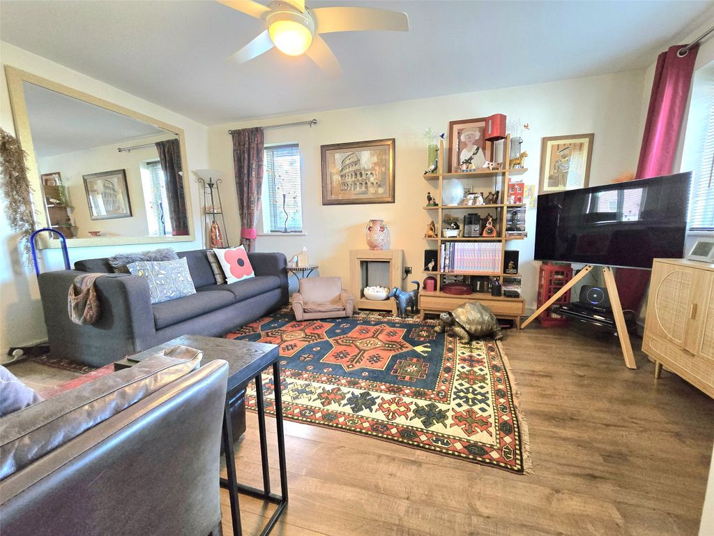Property photo 3 of 15 3 - Living Room