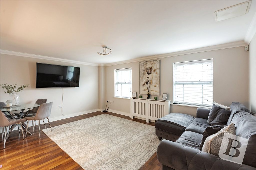 Property photo 3 of 15 Picture No. 11