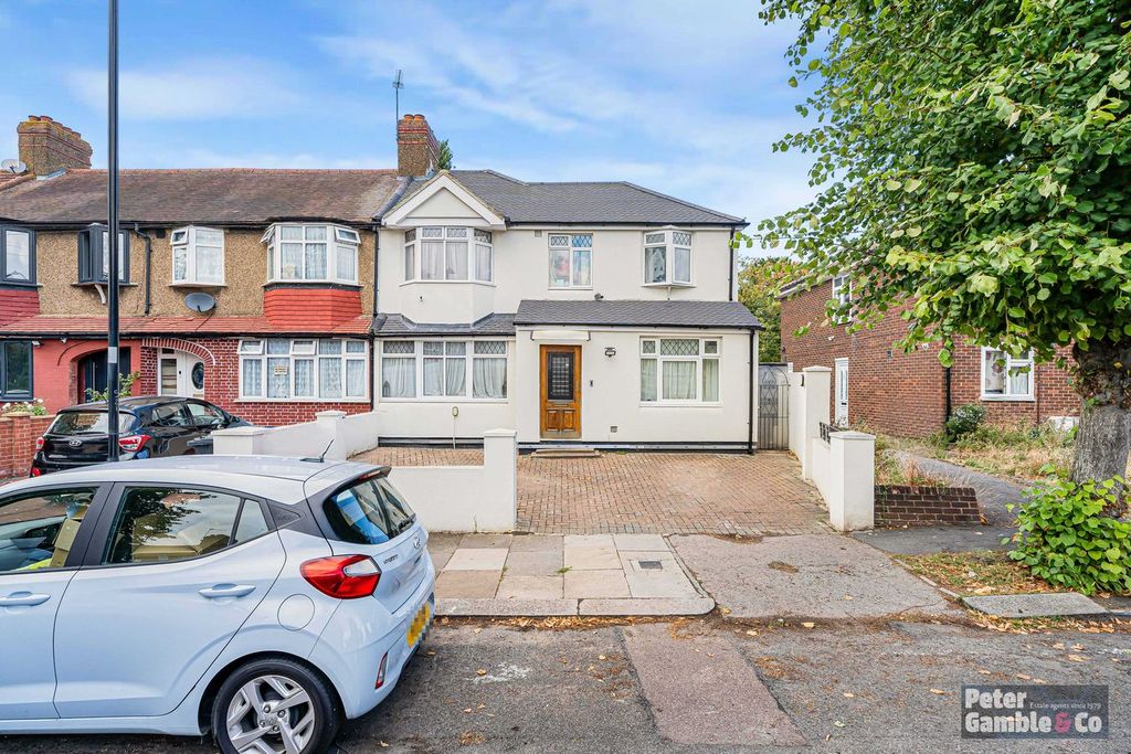 Property photo 1 of 34