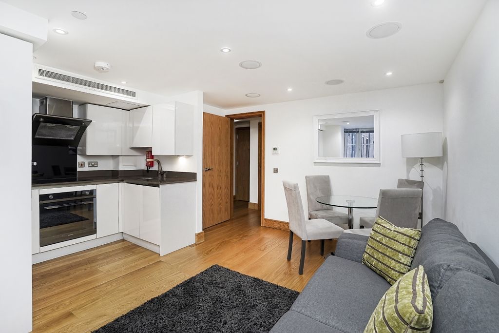 Property photo 1 of 14 Jll