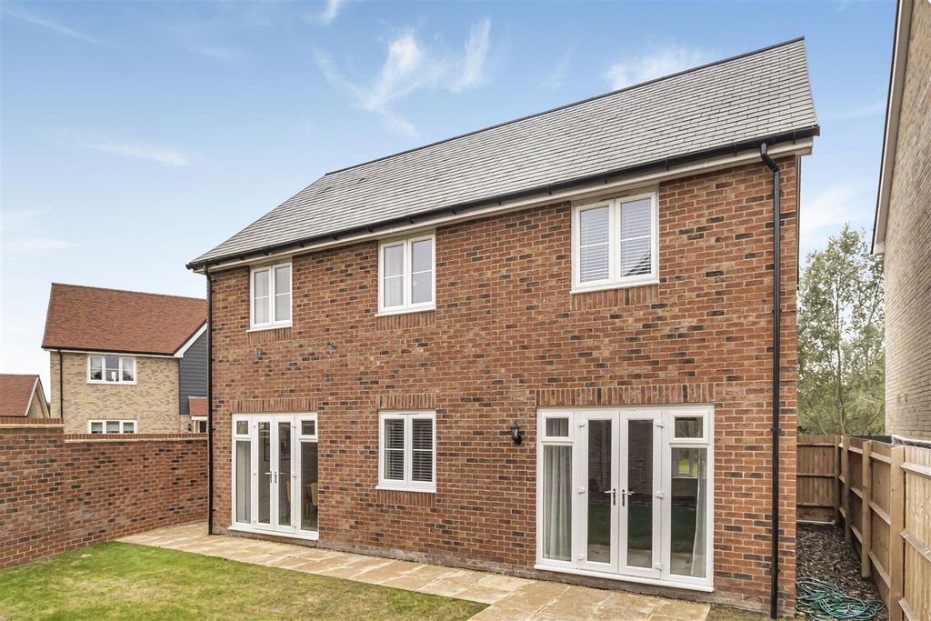 Property photo 3 of 23 46_65121.Jpg