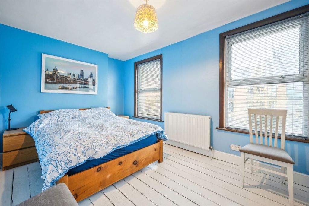 Property photo 3 of 7