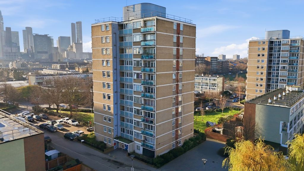 Property photo 1 of 18 4751870