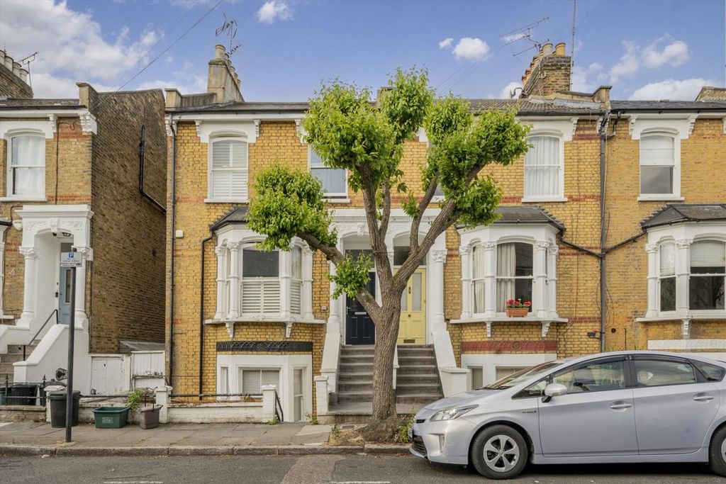 Property photo 1 of 10