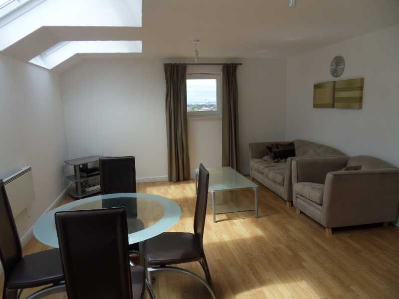 Property photo 2 of 7 Photo 4